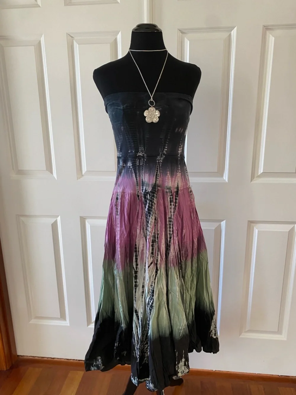 SOLD - Picture 5 of 8